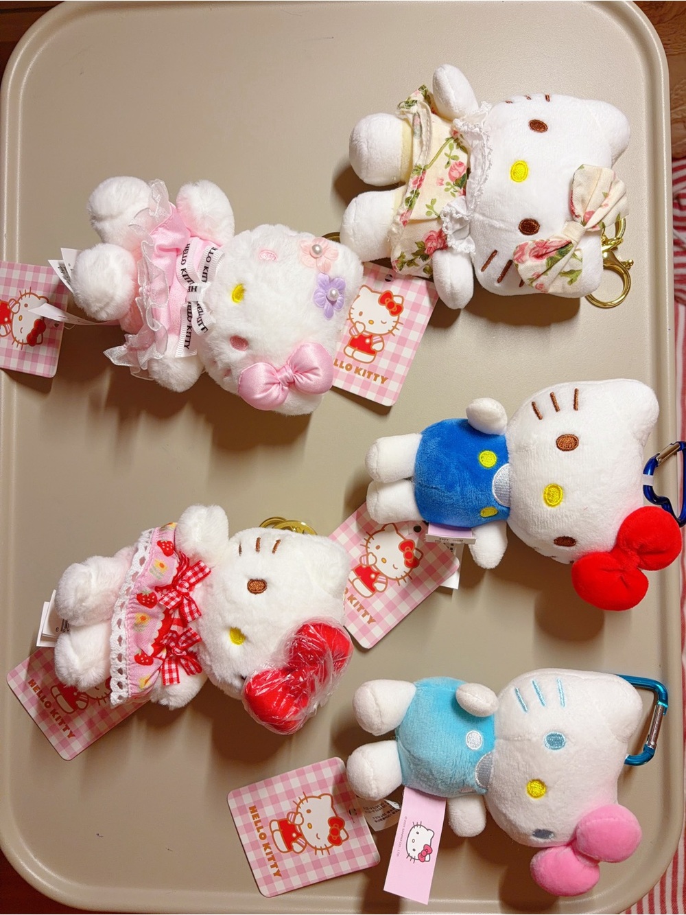 Lot of 5 NEW Hello Kitty Plush Bag Charms